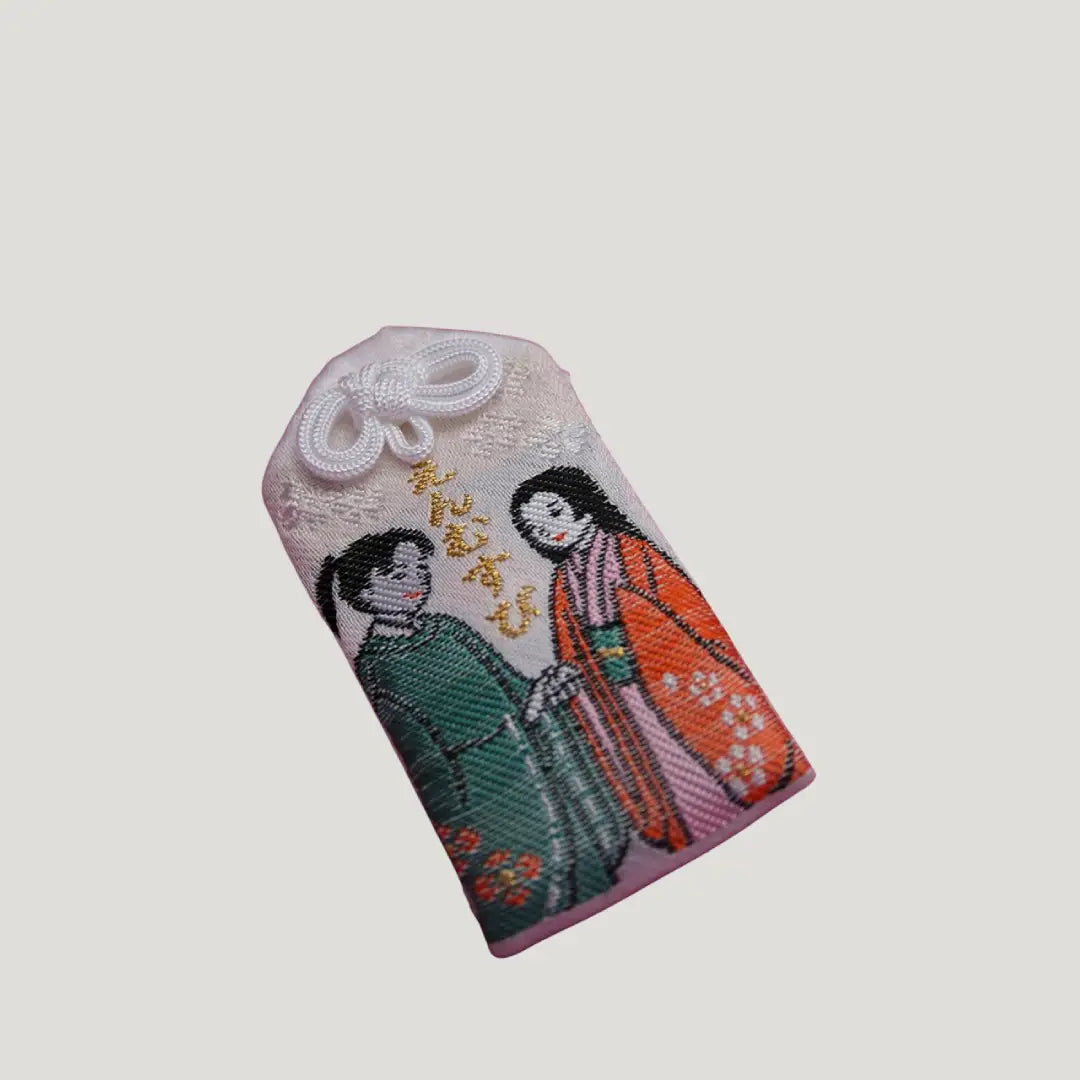 Love & Marriage Omamori (縁結びお守り) – ancient-style white charm with traditional couple from Chiba Enmusubi Taisha